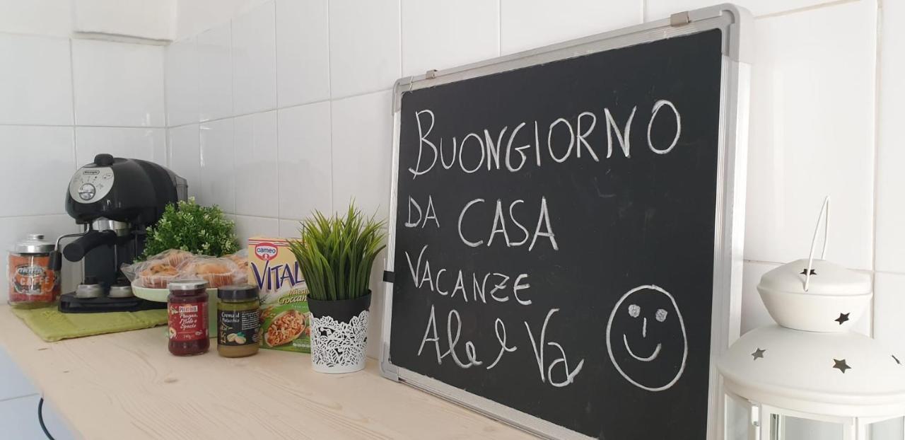 Casa Vacanze Ale&Va Alezio Ngoại thất bức ảnh